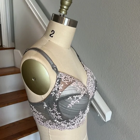 Wacoal Embrace Lace Underwire Bra 65191 Gray/Cream​​​​​​​​​ - Picture 9 of 15